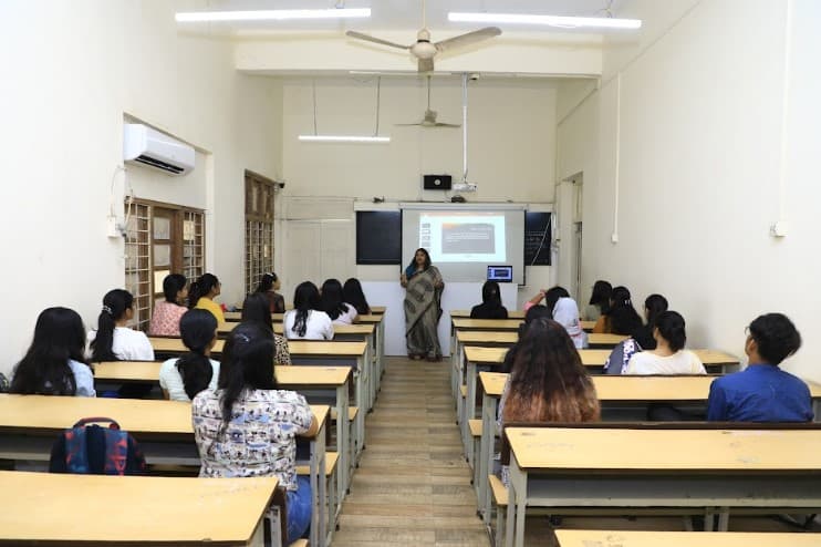 R.D. & S.H. National College And S.W.A. Science College Mumbai Classes & labs photo 13